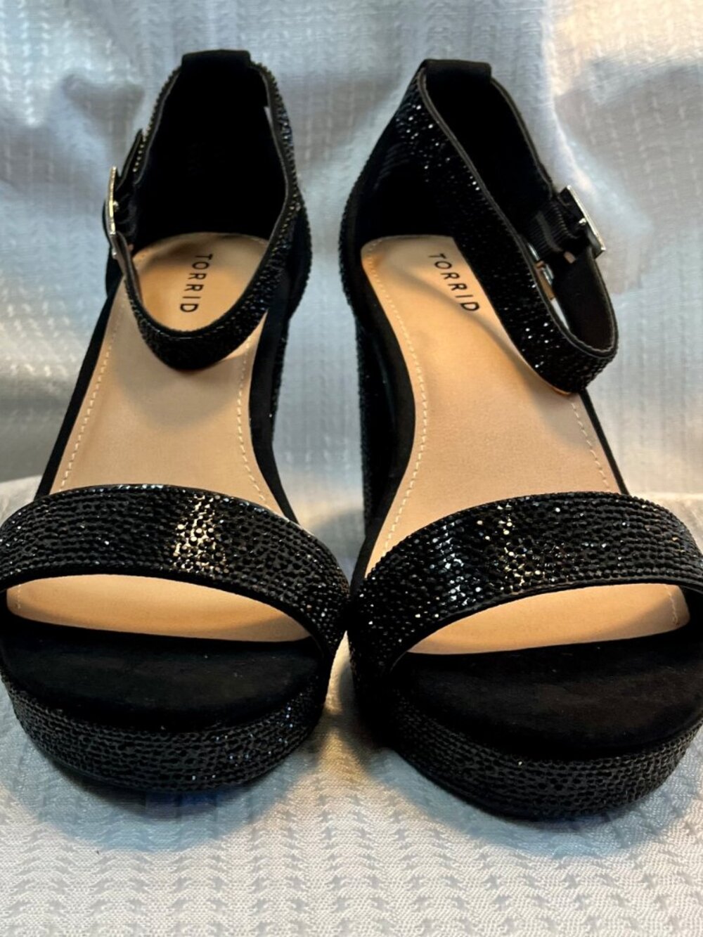 Torrid Rhinestone Embellished Platform Tapered Heel Sandal size 9.5 WW - Picture 2 of 6